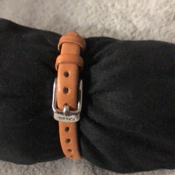 Fossil Watch - Picture 2 of 8